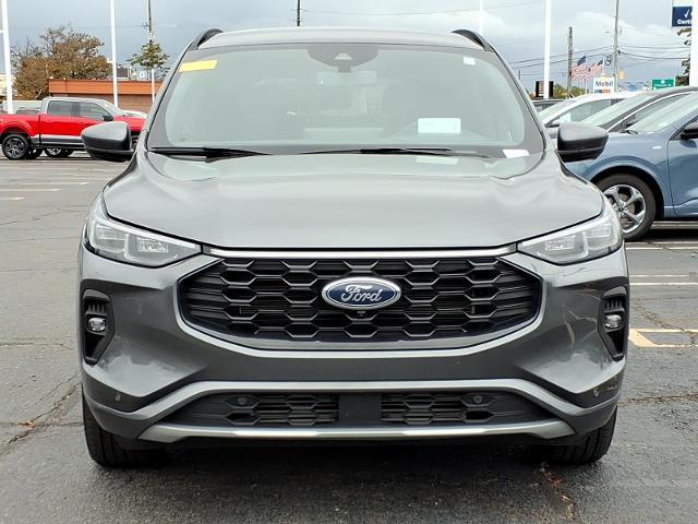 2024 Ford Escape - $27,900