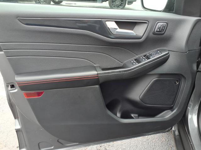 2024 Ford Escape - $27,900