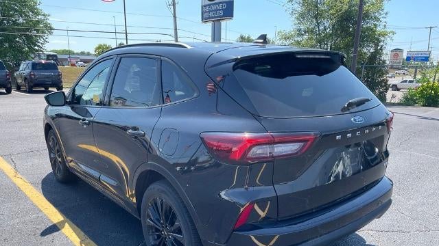 2023 Ford Escape ST-Line Elite