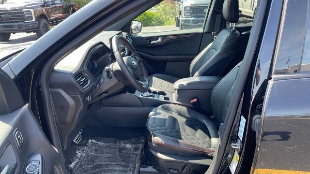 2023 Ford Escape ST-Line Elite