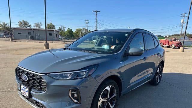 2023 Ford Escape ST-Line Elite