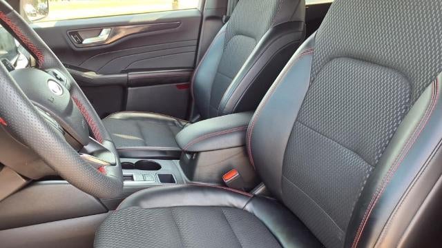 2023 Ford Escape ST-Line Elite