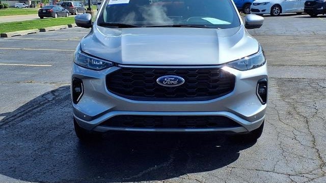 2023 Ford Escape ST-Line Elite