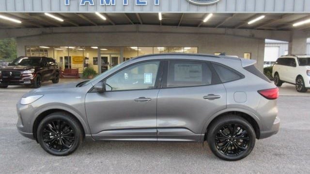 2024 Ford Escape ST-Line Elite