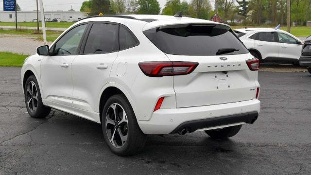 2023 Ford Escape ST-Line Elite