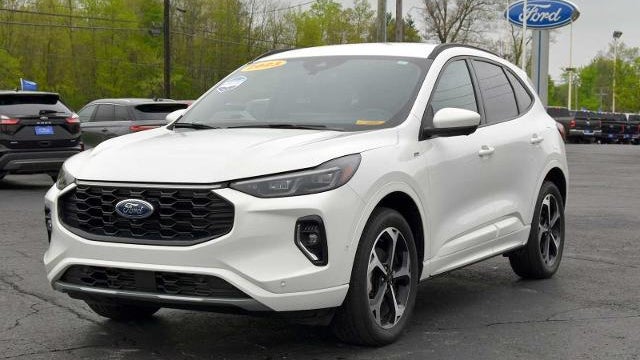 2023 Ford Escape ST-Line Elite