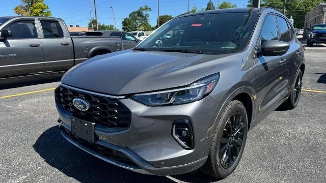 2023 Ford Escape ST-Line Elite