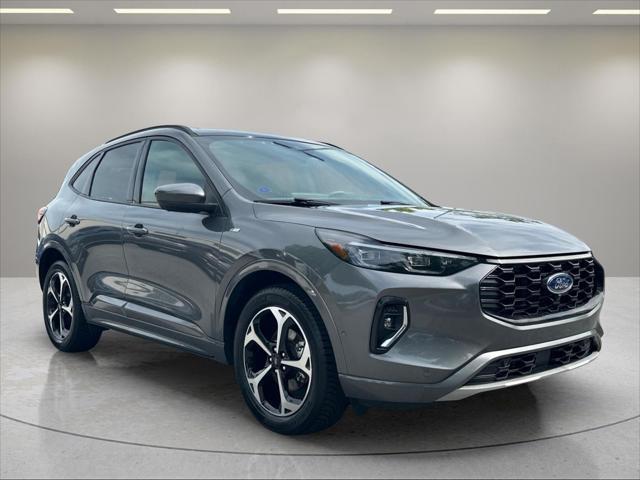 2023 Ford Escape - $21,986