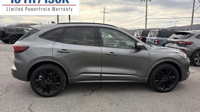 2023 Ford Escape ST-Line Elite