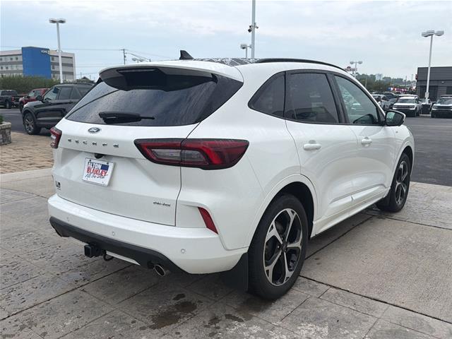 2025 Ford Escape - $32,968