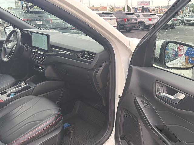 2025 Ford Escape - $32,968