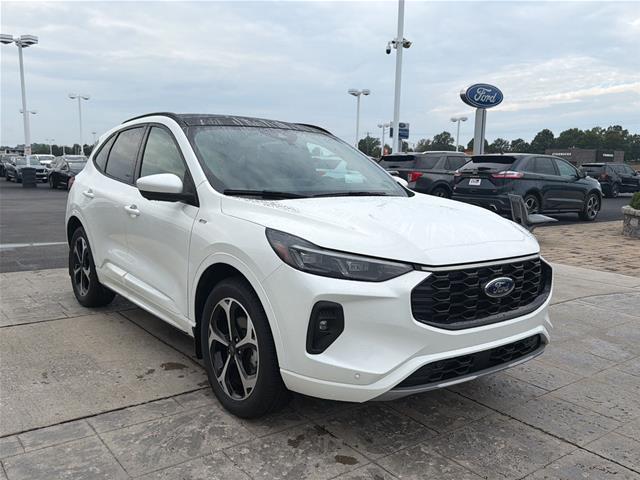2025 Ford Escape - $32,968