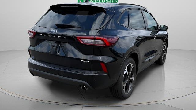 2025 Ford Escape ST-Line Elite