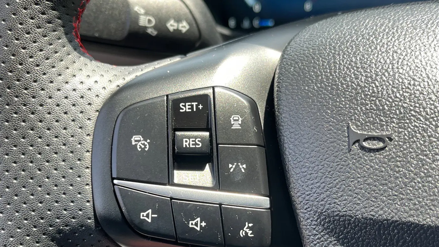 2023 Ford Escape ST-Line Elite