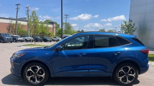 2023 Ford Escape ST-Line Elite