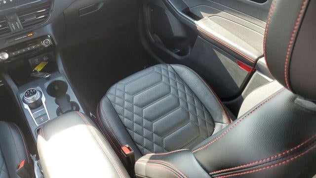 2023 Ford Escape ST-Line Elite