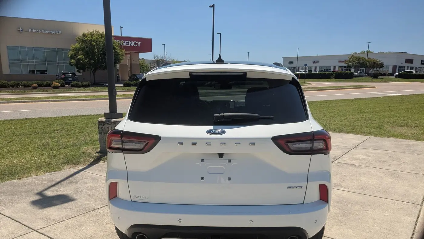 2023 Ford Escape ST-Line Elite