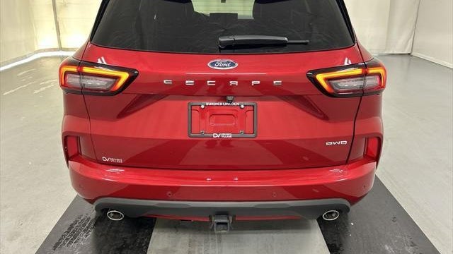 2023 Ford Escape ST-Line Elite