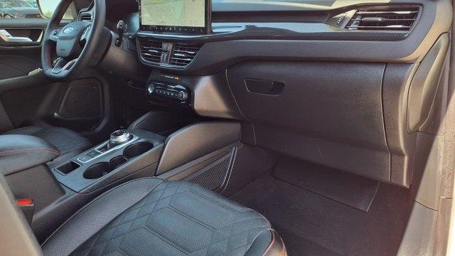 2023 Ford Escape ST-Line Elite