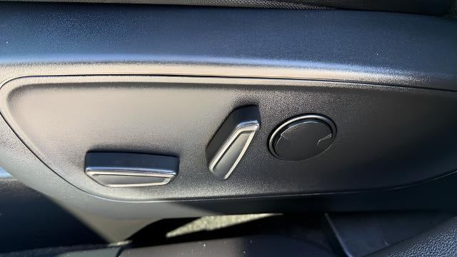 2025 Ford Escape ST-Line Elite