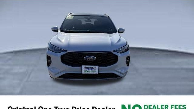 2025 Ford Escape ST-Line Elite