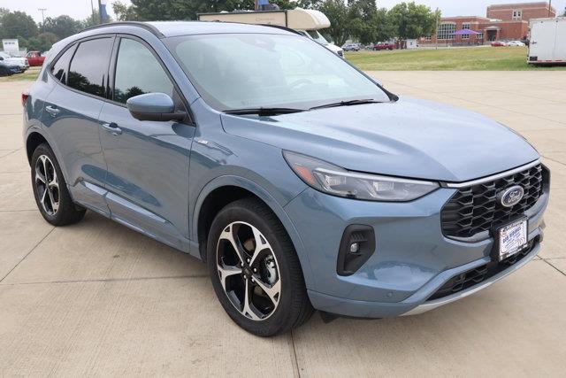 2025 Ford Escape - $34,990