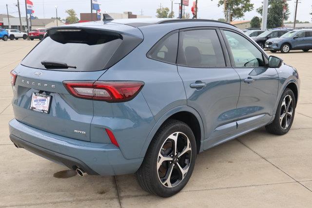 2025 Ford Escape - $34,990