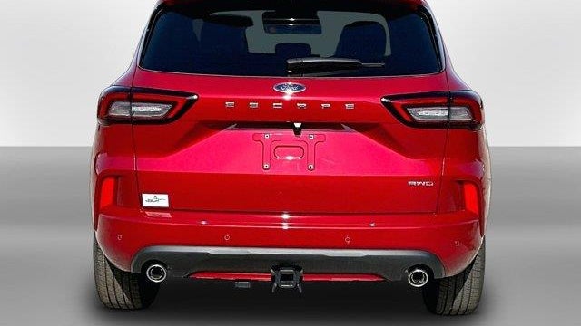 2026 Ford Escape ST-Line Elite