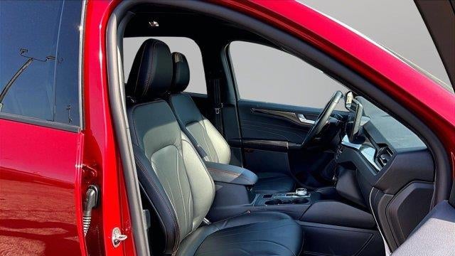 2026 Ford Escape ST-Line Elite
