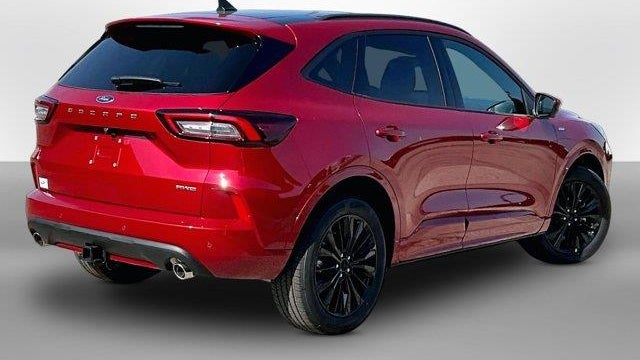2026 Ford Escape ST-Line Elite