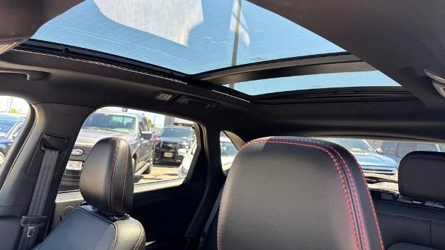 2025 Ford Escape ST-Line Elite