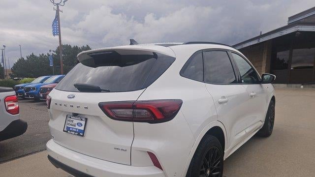 2023 Ford Escape ST-Line Elite