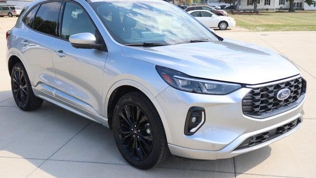 2023 Ford Escape ST-Line Elite