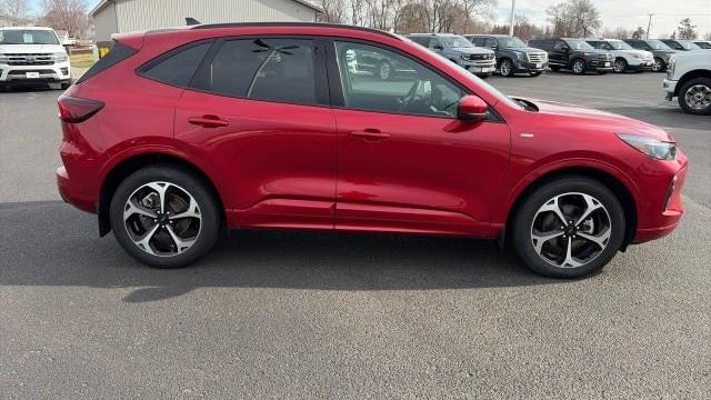 2024 Ford Escape ST-Line Elite