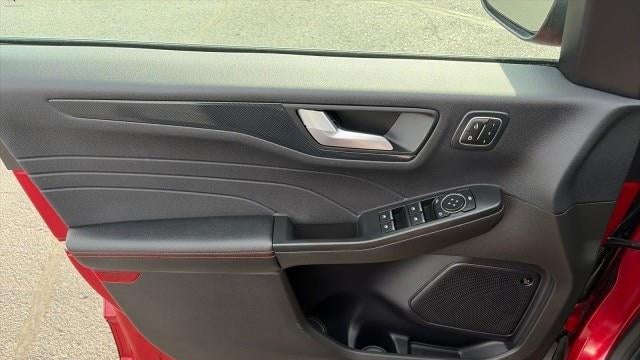 2024 Ford Escape ST-Line Elite