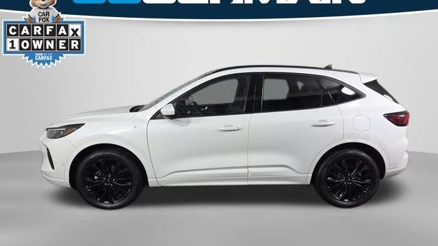 2024 Ford Escape ST-Line Elite