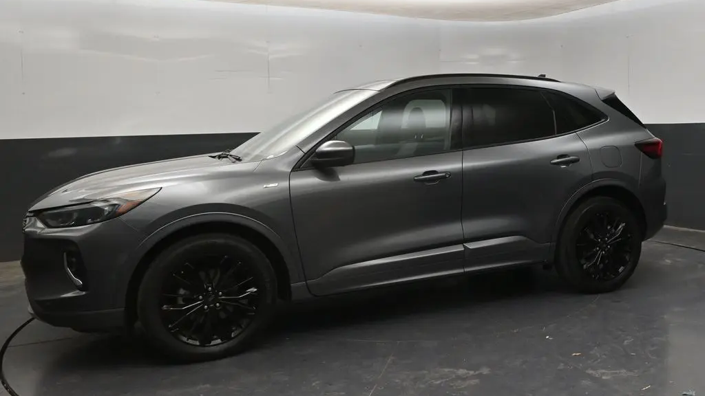 2023 Ford Escape ST-Line Elite