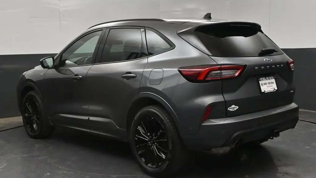 2023 Ford Escape ST-Line Elite
