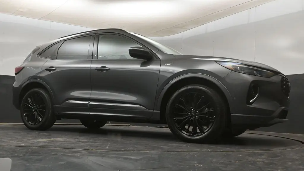 2023 Ford Escape ST-Line Elite