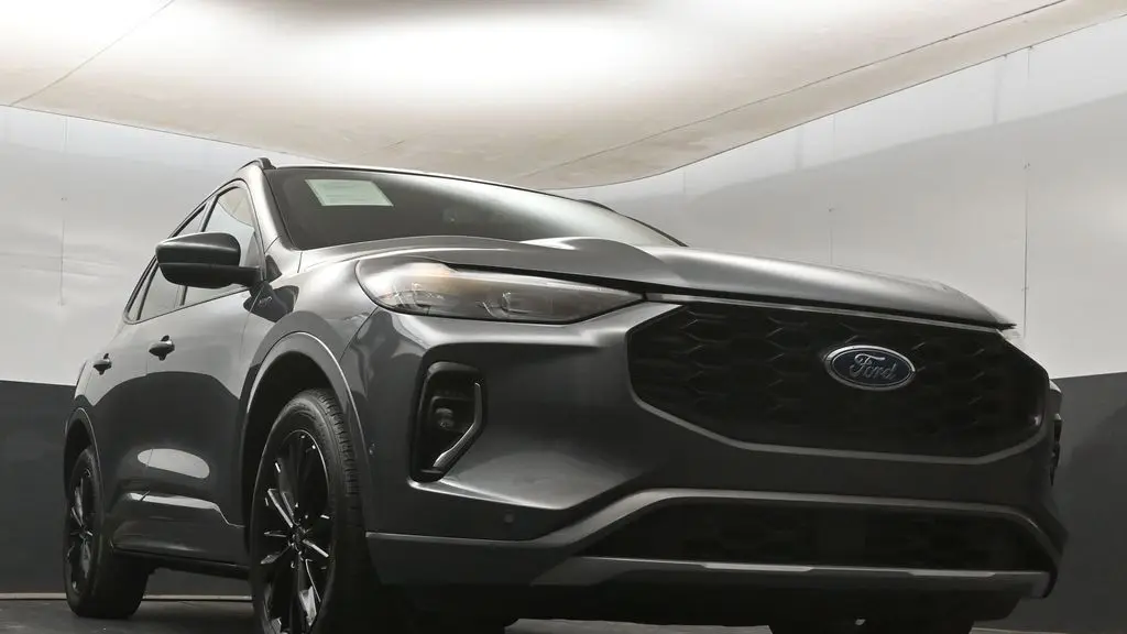 2023 Ford Escape ST-Line Elite