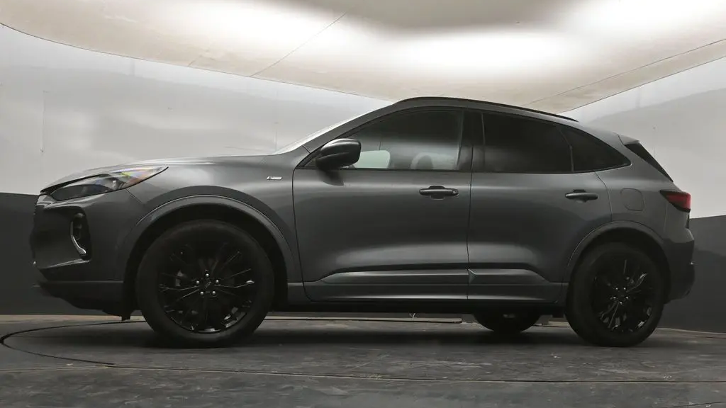 2023 Ford Escape ST-Line Elite