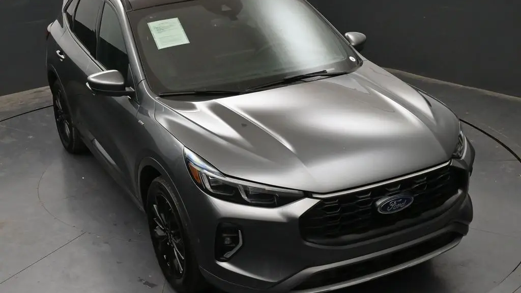 2023 Ford Escape ST-Line Elite