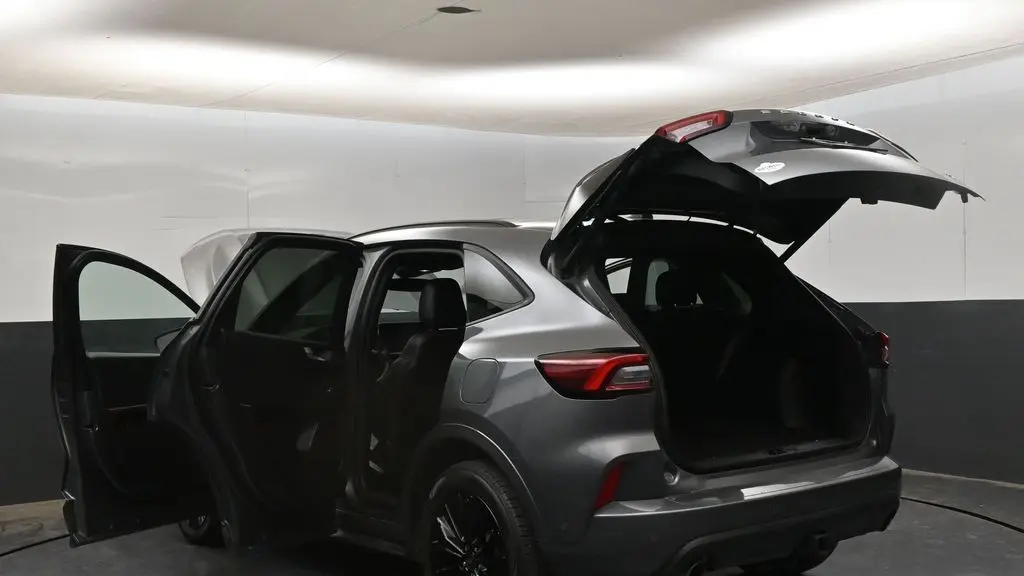 2023 Ford Escape ST-Line Elite