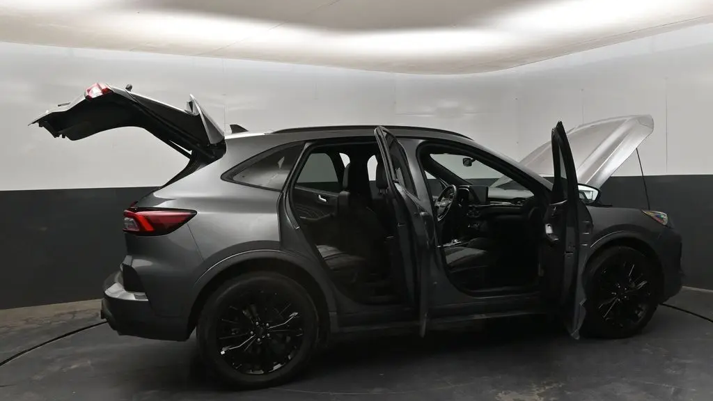 2023 Ford Escape ST-Line Elite