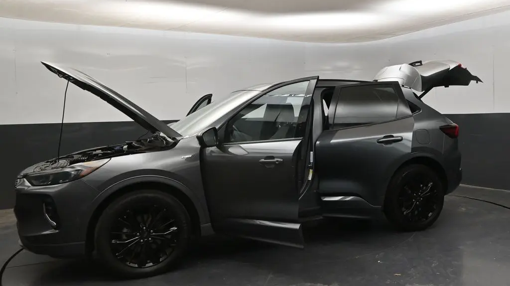 2023 Ford Escape ST-Line Elite