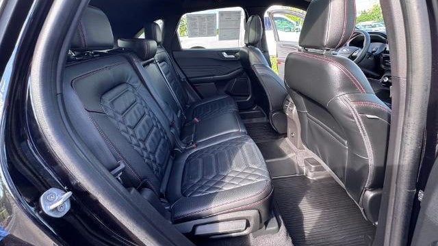 2023 Ford Escape ST-Line Elite