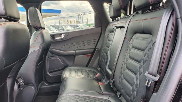 2024 Ford Escape ST-Line Elite