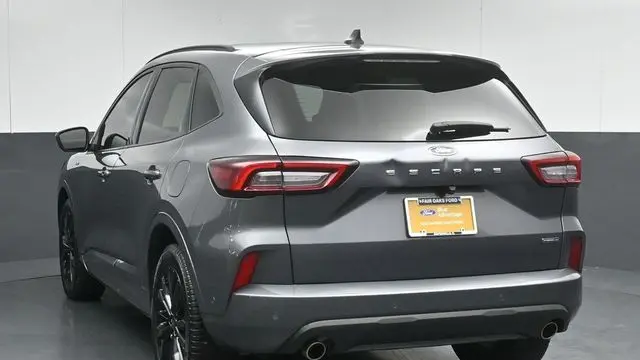 2023 Ford Escape Hybrid ST-Line Elite