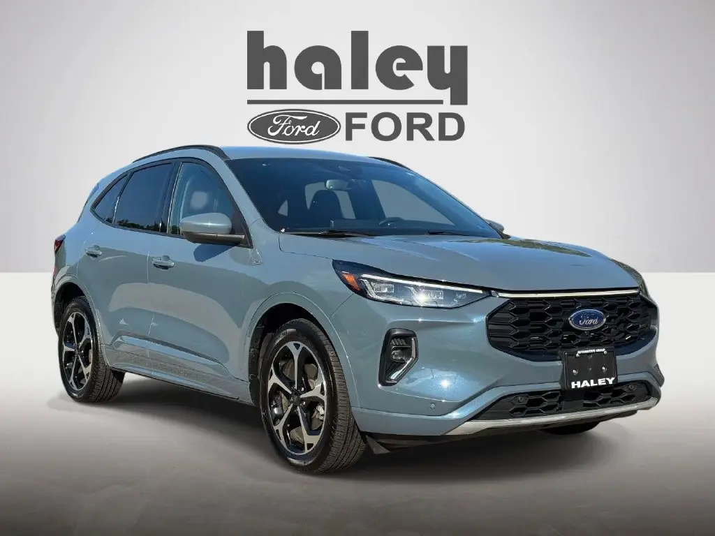 2023 Ford Escape - $18,799