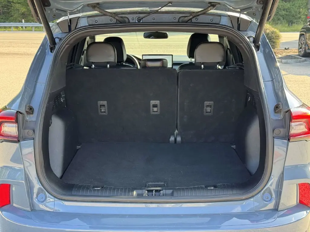 2023 Ford Escape - $18,799
